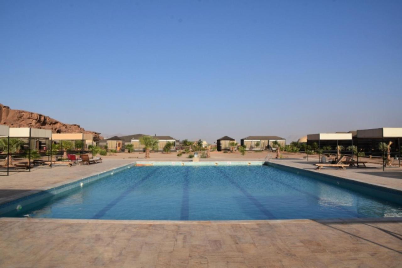 Al Sultana Luxury Camp Villa Wadi Rum Exterior foto