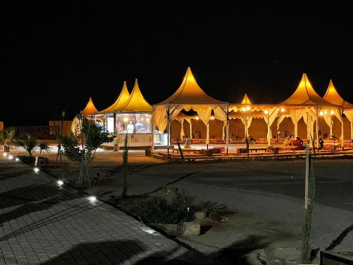 Al Sultana Luxury Camp Villa Wadi Rum Exterior foto