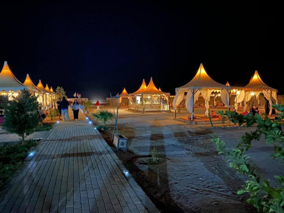 Al Sultana Luxury Camp Villa Wadi Rum Exterior foto