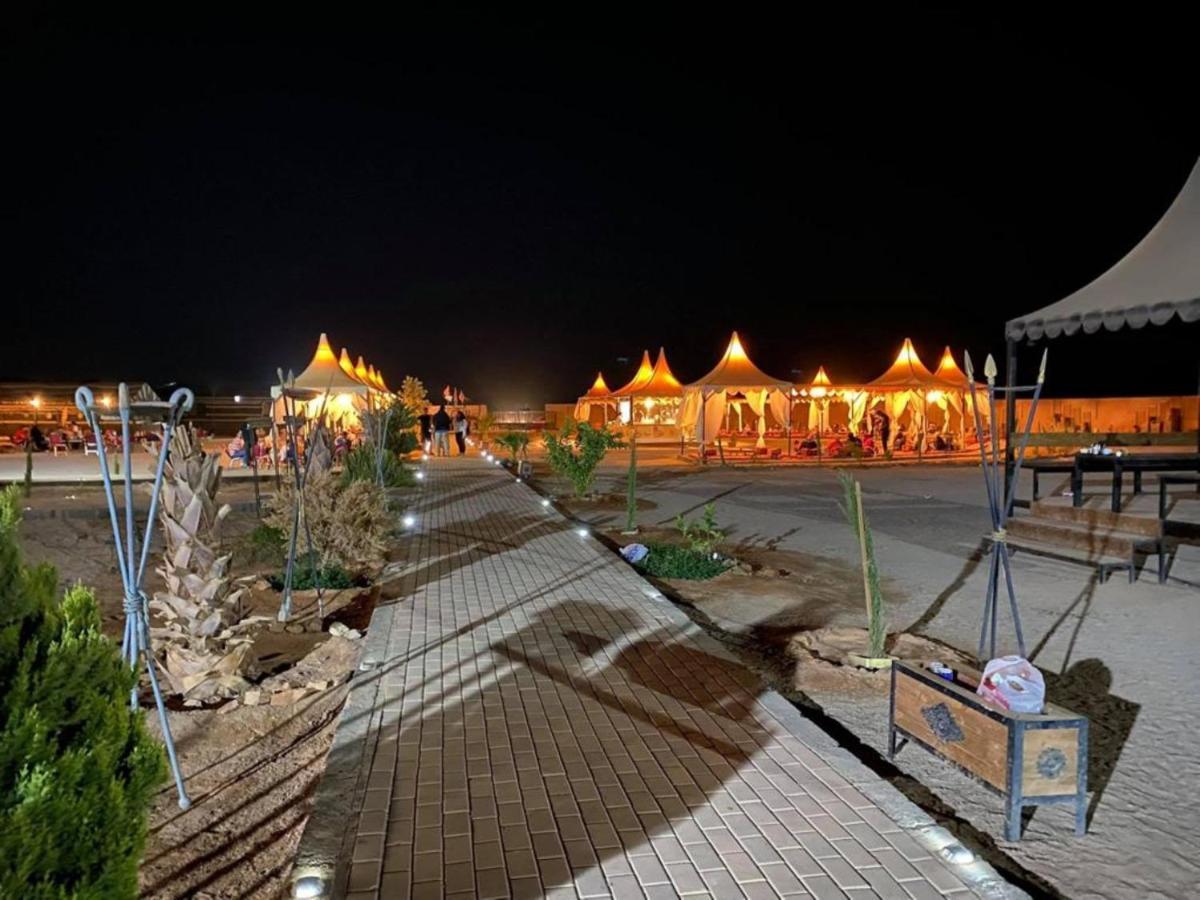 Al Sultana Luxury Camp Villa Wadi Rum Exterior foto