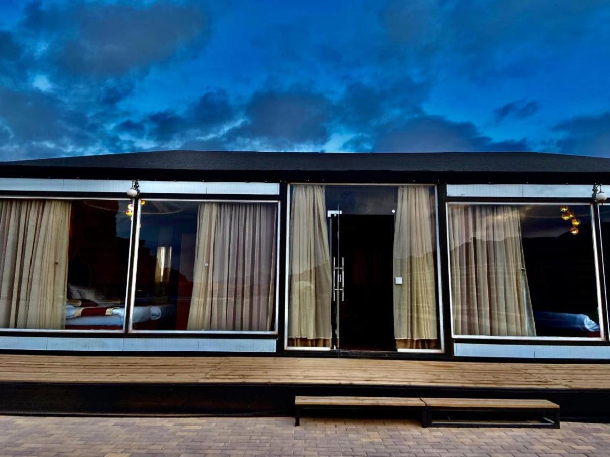 Al Sultana Luxury Camp Villa Wadi Rum Exterior foto