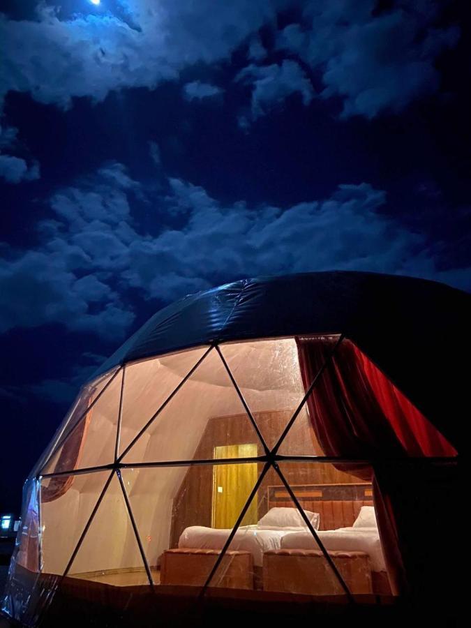 Al Sultana Luxury Camp Villa Wadi Rum Exterior foto